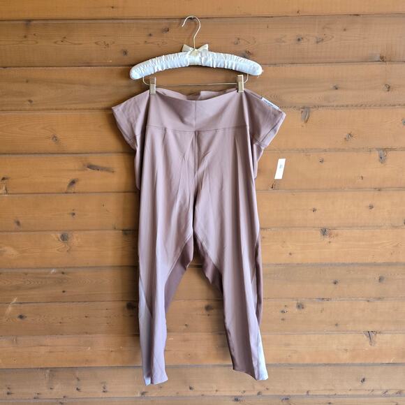 Old Navy High Waisted Power Soft Rare Earth 7/8 Compression Legging NWT 4X - Picture 2 of 8